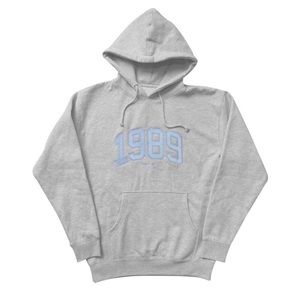 NWOT Taylor Swift 1989 sweatshirt hoodie medium